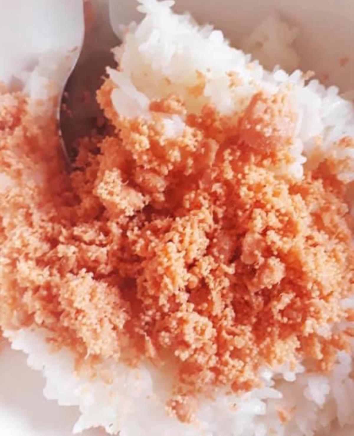 Ruốc trộn trứng cua Nhật