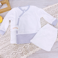 Bộ dài tay cài lệch Dokma DB3087 (size NB)