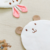 Gối thú thêu Bunny