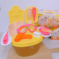 Hộp bác sĩ labubu