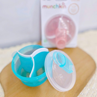 Hộp chia sữa Munchkin MK44923