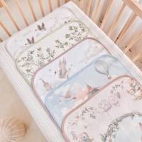 Lót chống thấm họa tiết cổ tích XH29 (50x70xm)