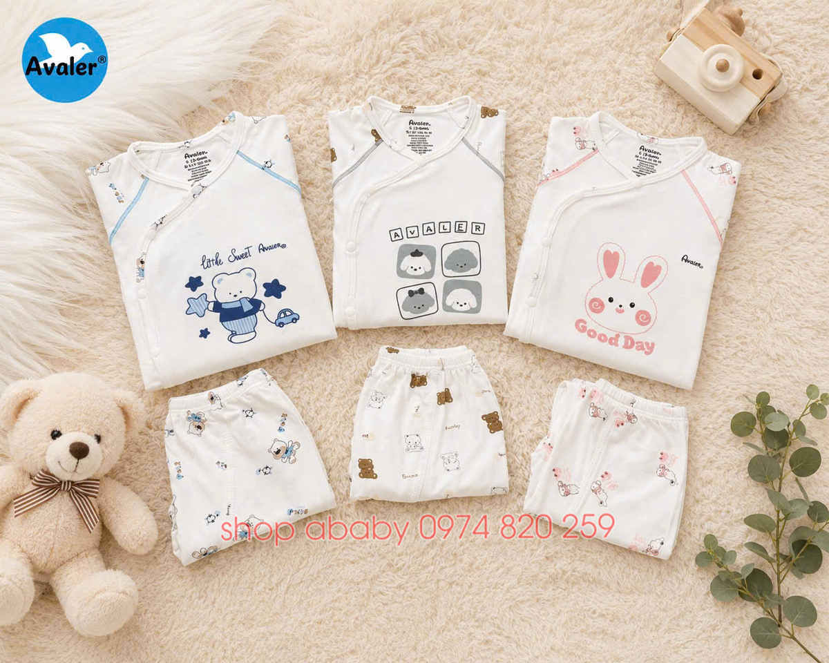 Bộ ss dài tay cài lệch Avaler họa tiết 67964